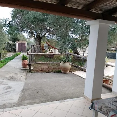 Ogliastra Tra Mare E Monti מלון *
